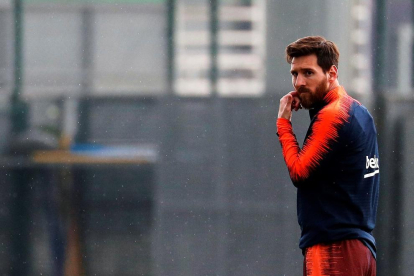 Messi durante un entrenamiento con el Barcelona.