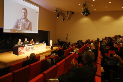 El conseller cesado Toni Comín inauguró oficialmente el congreso por videoconferencia.