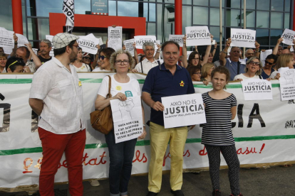 Josep Aldabó y Rosa Burrell han presentado sendas denuncias.