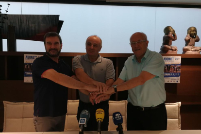 Duch, Soler i Jordi Carbonell van presentar ahir el pla.