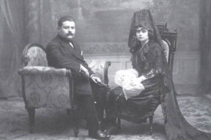 El médico leridano Marià Mullerat, junto a su mujer Dolors Sans. 