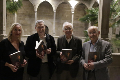 Carme Vidal, Pere Gabriel, Manuel Lladonosa y Lluís Pagès, en el IEI.