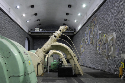 Imagen de archivo del interior de la central de Llavorsí.