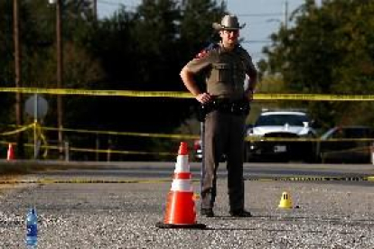 Almenys vuit morts i diversos ferits en un tiroteig en un institut de Texas