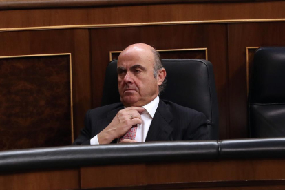 El ministre d’Economia, Luis de Guindos, ahir, al Congrés.