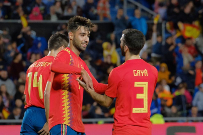 Brais celebra el gol que le dio la victoria a España en el partido de su debut como internacional.