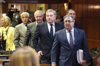 El ministre de l’Interior, Juan Ignacio Zoido, ahir, a l’arribar al Senat.