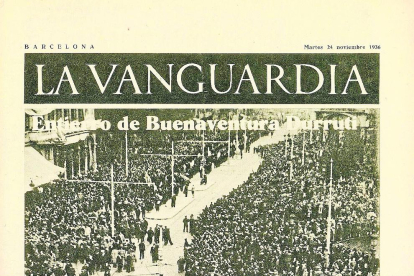 Anuncio de la muerte de Durruti en ‘Solidaridad Obrera’ (25 de noviembre de 1936) e imagen del entierro.
