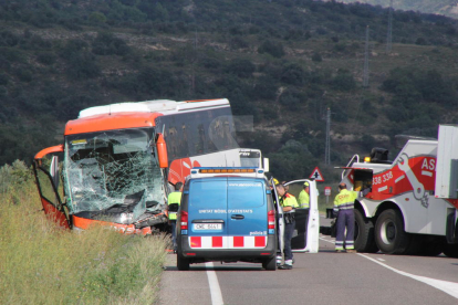 El autocar implicado en el accidente.