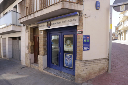 Imatge presa ahir de la façana de l’administració, situada al carrer Lleida d’Alpicat.