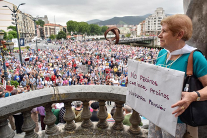 Imagen del lunes de una concentración de pensionistas celebrada en Bilbao. 