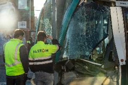 Un accidente en un tranvía causa 4 heridos en la estación de Sant Adrià de Barcelona