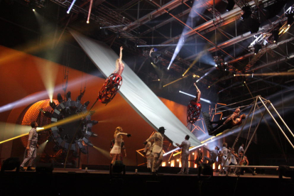 Un dels números acrobàtics de l’espectacle ‘Rebel’, que ofereix el Cirque du Soleil a Andorra.