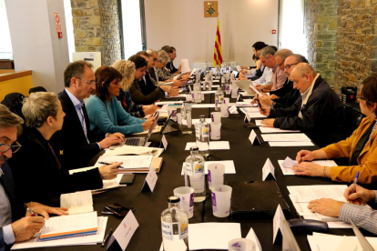 La primera reunió celebrada ahir entre el Govern i el Sobirà per dinamitzar la comarca.