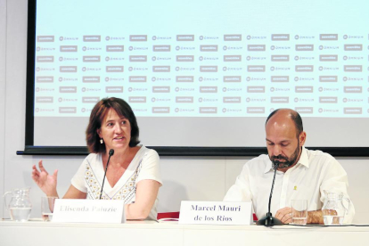 Elisenda Paluzie i Marcel Mauri, ahir en roda de premsa.