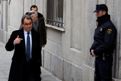 Artur Mas, a la seua arribada aquest dimarts al Tribunal Suprem.