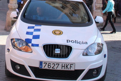 Una patrulla de la Guardia Urbana de Lleida