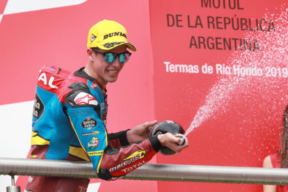 Marc Màrquez dominó a placer la carrera desde que se apagó el semáforo, logrando de este modo su tercer victoria en el circuito de Termas de Río Hondo.