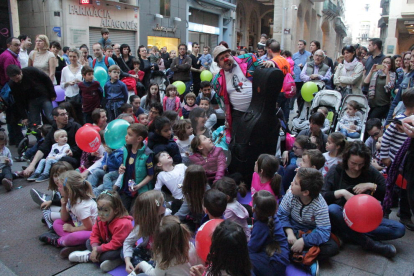 Imatge d'arxiu d'una festa infantil organitzada per l'Associació Antisida de Lleida.