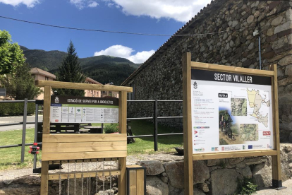 Els plafons informatius del municipis de Vilaller.