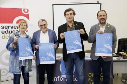 El alcalde Àngel Ros encabezó ayer la presentación de la XII edición de Ciència al Carrer. 