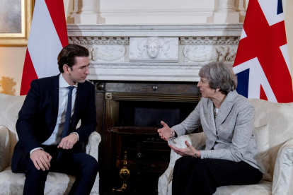 El canceller austríac, Sebastian Kurz, es va reunir ahir amb la primera ministra britànica, Theresa May.