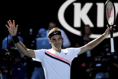 Federer accede a cuartos de Australia, donde se medirá a Berdych