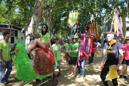 El Pavelló Nou va acollir el festival familiar amb les actuacions de Sac Espectacles i Dàmaris Gelabert.