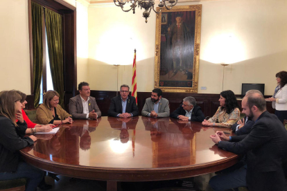 Una imagen de la reunión a la Diputación de Lleida.