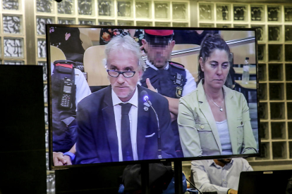 Fernando Blanco y Margarita Garau durante el juicio en la Audiencia  de Lleida el pasado noviembre. 