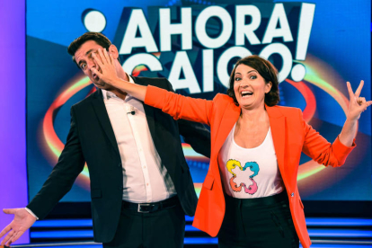 Sílvia Abril reemplaçant Valls.