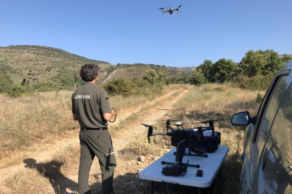 Els Agents Rurals van utilitzar drons amb càmera tèrmica durant el dispositiu de recerca.