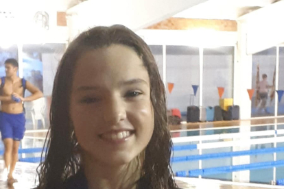 Emma Carrasco amb les set medalles d’or, Pepe Vendrell es va imposar ahir en 1.500 i Toni Grañó va obtenir el bronze en els 100 esquena.