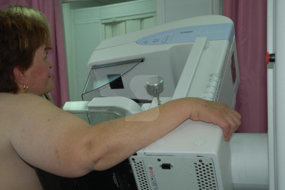 Una unitat mòbil del programa de detecció precoç de càncer de mama.