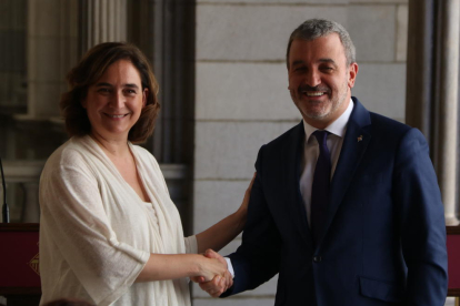 Ada Colau i Jaume Collboni, després de presentar el seu acord.