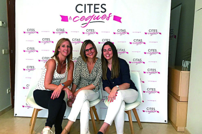 Gemma Besolí, Alba Vallejo i Laura Pubill, les artífexs del web Cites a Cegues de la Seu d’Urgell.