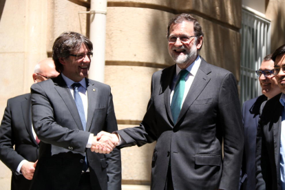Imatge d’arxiu de Puigdemont i Rajoy del 12 de maig del 2017.