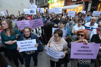 Imagen de archivo de una concentración en Lleida contra la primera sentencia de la Manada. 
