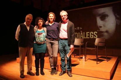 Artur Blasco; la moderadora, Marta Guiu; Natàlia Lloreta i Josep Maria Falip, ahir a l’Espai Orfeó.