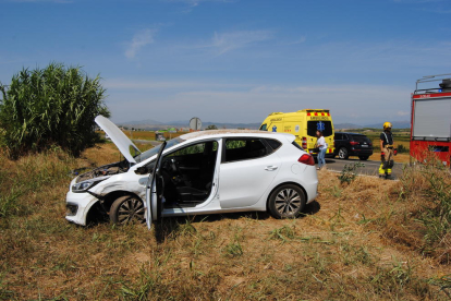 Estat en el qual va quedar un dels cotxes implicats en l’accident de Bellcaire d’Urgell.