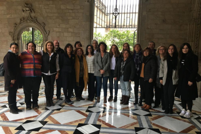 La consellera Teresa Jordà amb les participants a l'acte de constitució del Consell Assessor de Dones del Món Rural i Marítim