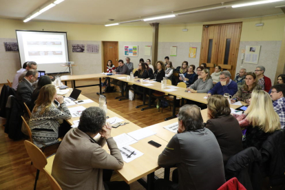 Reunió ahir del consell escolar municipal de Lleida.