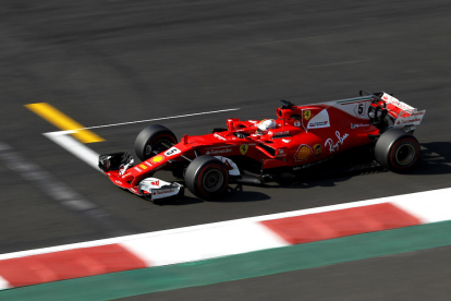 Vettel, a impedir desde la ‘pole’ el título de Hamilton en México