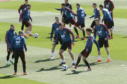 Andrés Iniesta, entrenant-se amb la selecció, que avui s’enfrontarà a Alemanya en un amistós.