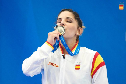 Atenery Hernández va ser plata en halterofília.