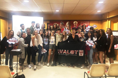 Participantes en el encuentro anual de las juventudes de UGT, que se celebró el viernes y ayer en Lleida.