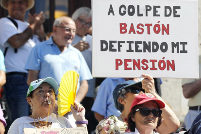 Imatge d’una protesta de pensionistes ahir al centre de Bilbao.