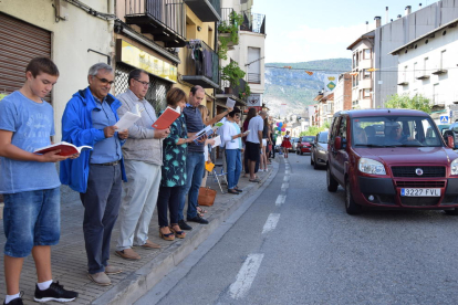 La Fira del Llibre del Pirineu de Organyà volverá a repetir lectura popular simultánea junto a la C-14.
