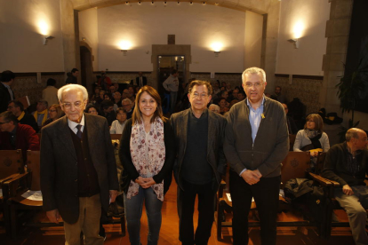 Pere Lluís Font, Rosa Pujol, Suso de Toro y Josep Maria Forné, ayer en las Jornades de Filosofia del IEI.