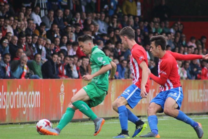 El Cornellà seguirá en Segunda B después de perder en Gijón.